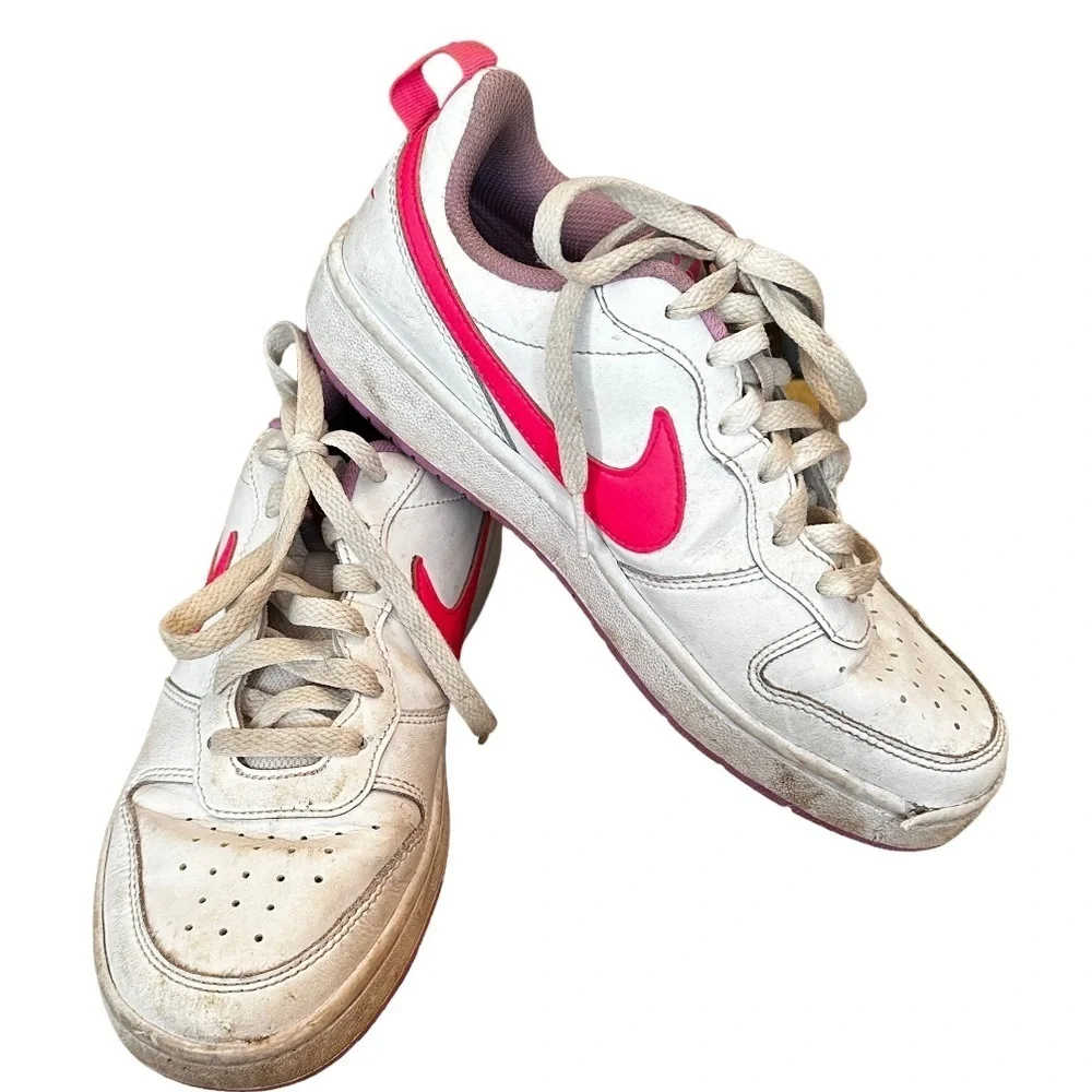 Nike Athletic‎ Shoes